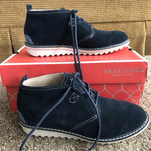 Skechers Shoes - Skechers Mojave navy chukka boot